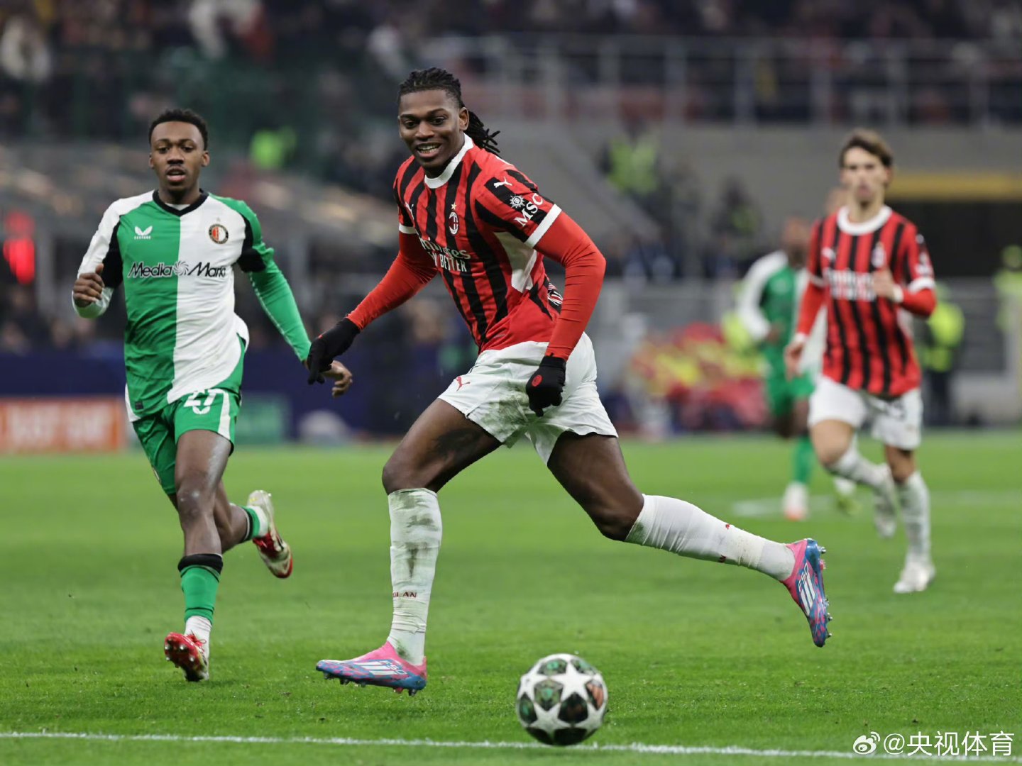 赛前意甲焦点战,AC米兰远射贴柱,话题不断,年轻球员得到机会的简单介绍 赛前意甲焦点战,AC米兰远射贴柱,话题不断,年轻球员得到机会的简单介绍