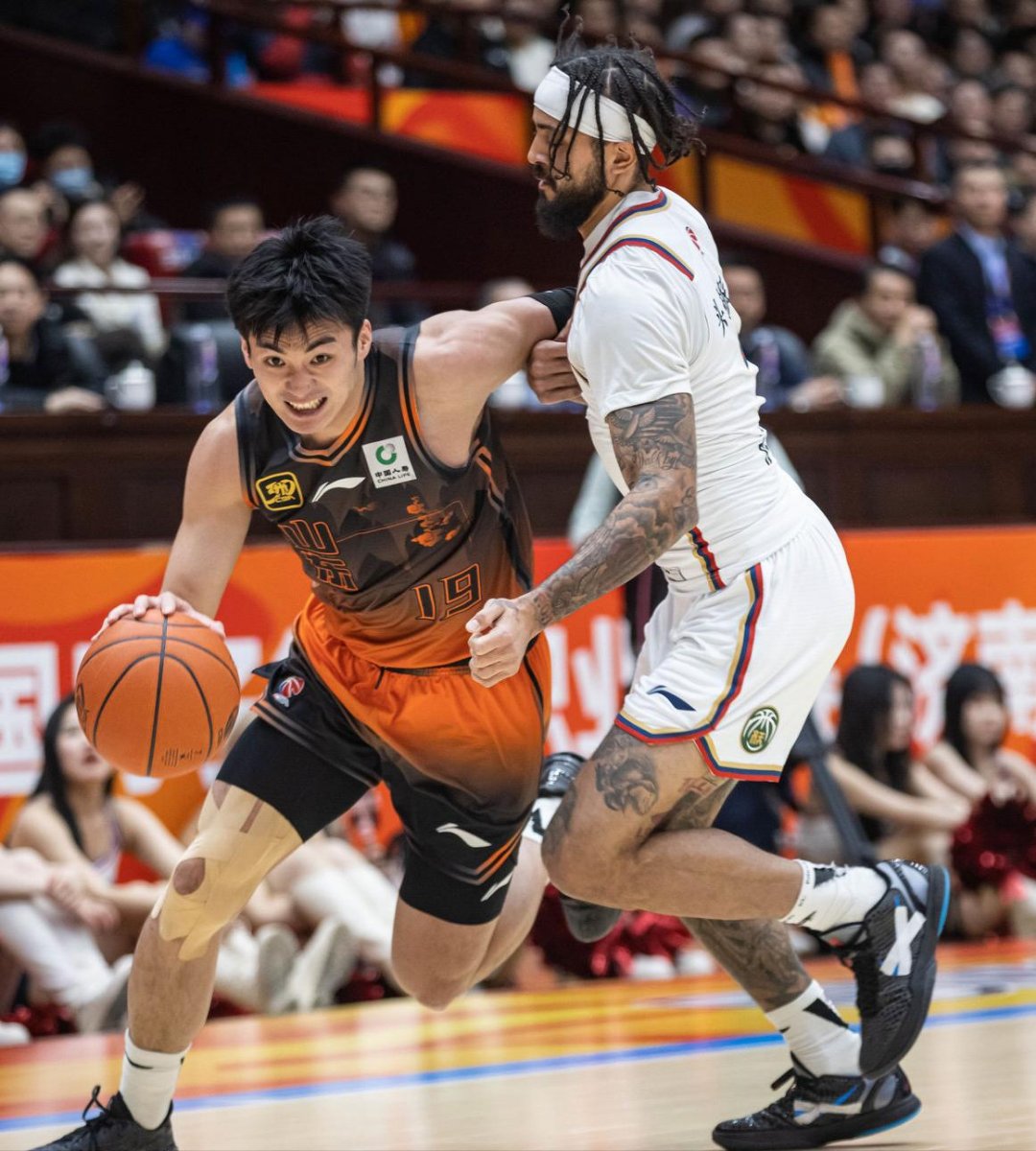 风云突变新疆广汇今晚手感冰凉，CBA季后赛版图或变，更衣室稳定，数据趋势出现新变化的简单介绍