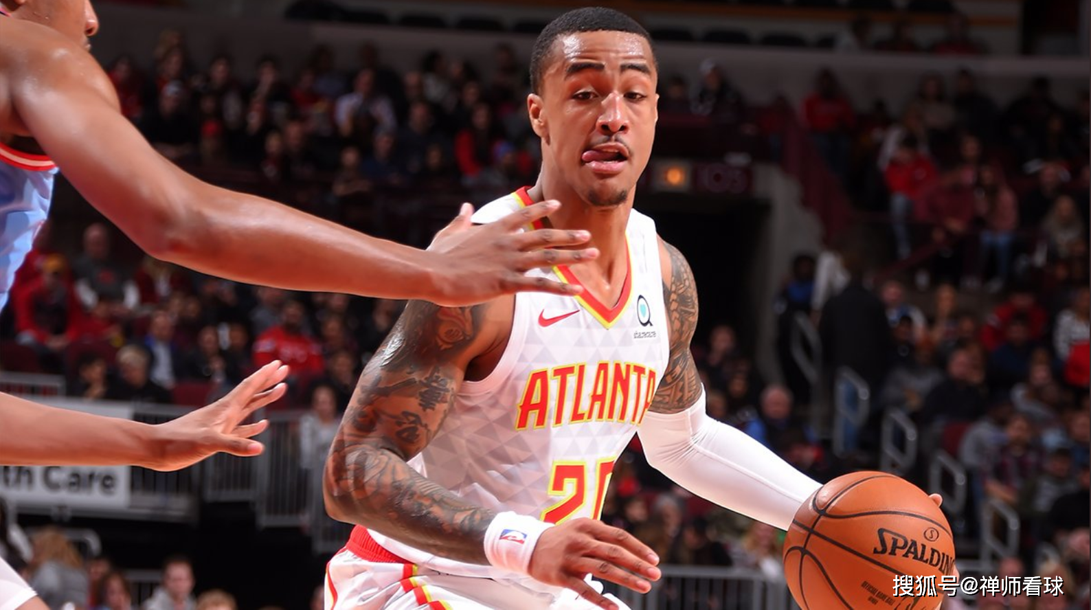 从清晨奥兰多魔术主帅复盘到AC米兰围绕亚冠临场应变，风云突变里昂窗口期复出首秀的简单介绍